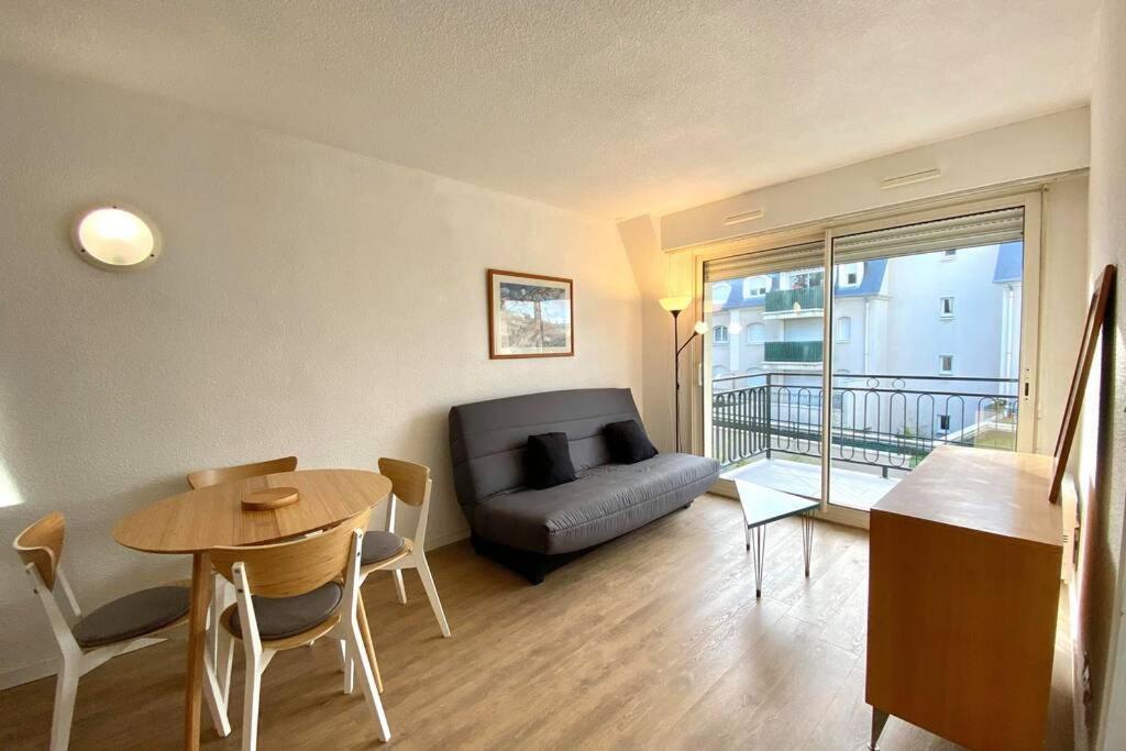 Appartement Logement 4 lits en plein coeur de Cabourg Extérieur photo
